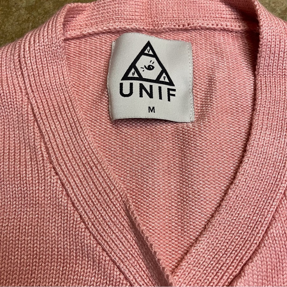 UNIF cropped pink cardigan! - Picture 6 of 8
